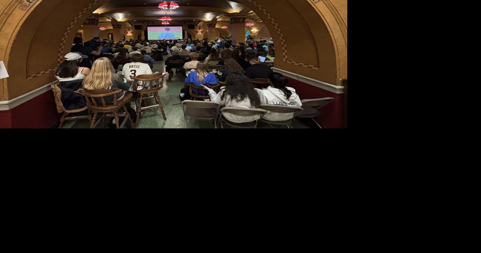Brewers fans fill Memorial Union for Game 4