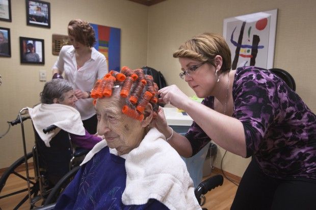 Businesses That Volunteer Cost Cutters Stylists Help Hospice