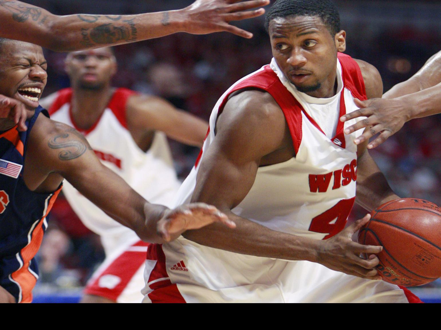 Badgers Hire Alando Tucker As Interim Assistant Coach Wisconsin