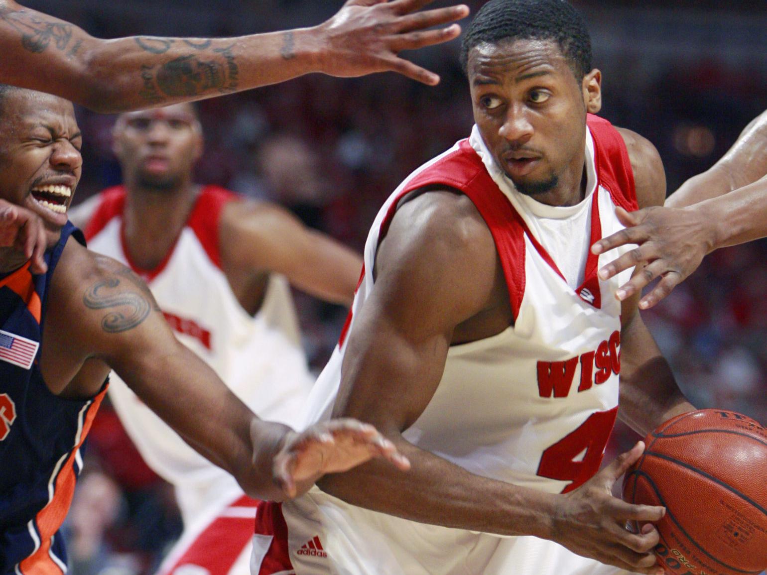 Badgers Hire Alando Tucker As Interim Assistant Coach Wisconsin