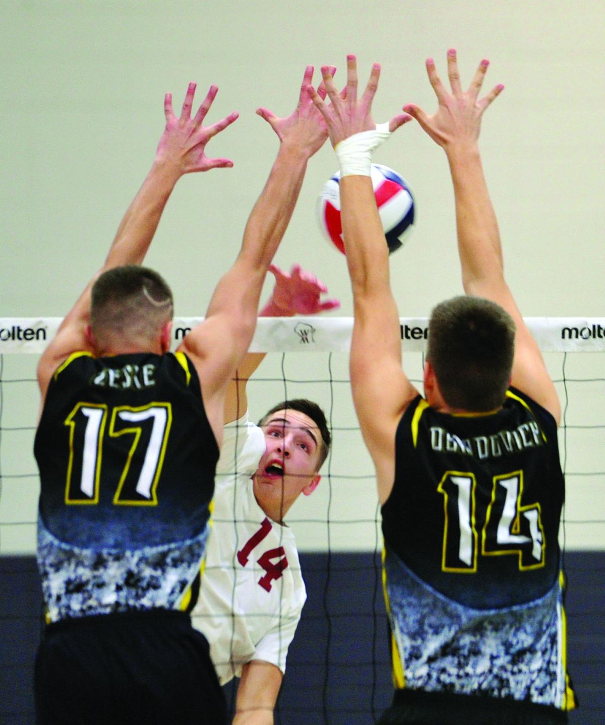 WIAA state boys volleyball Middleton swept by New Berlin United in
