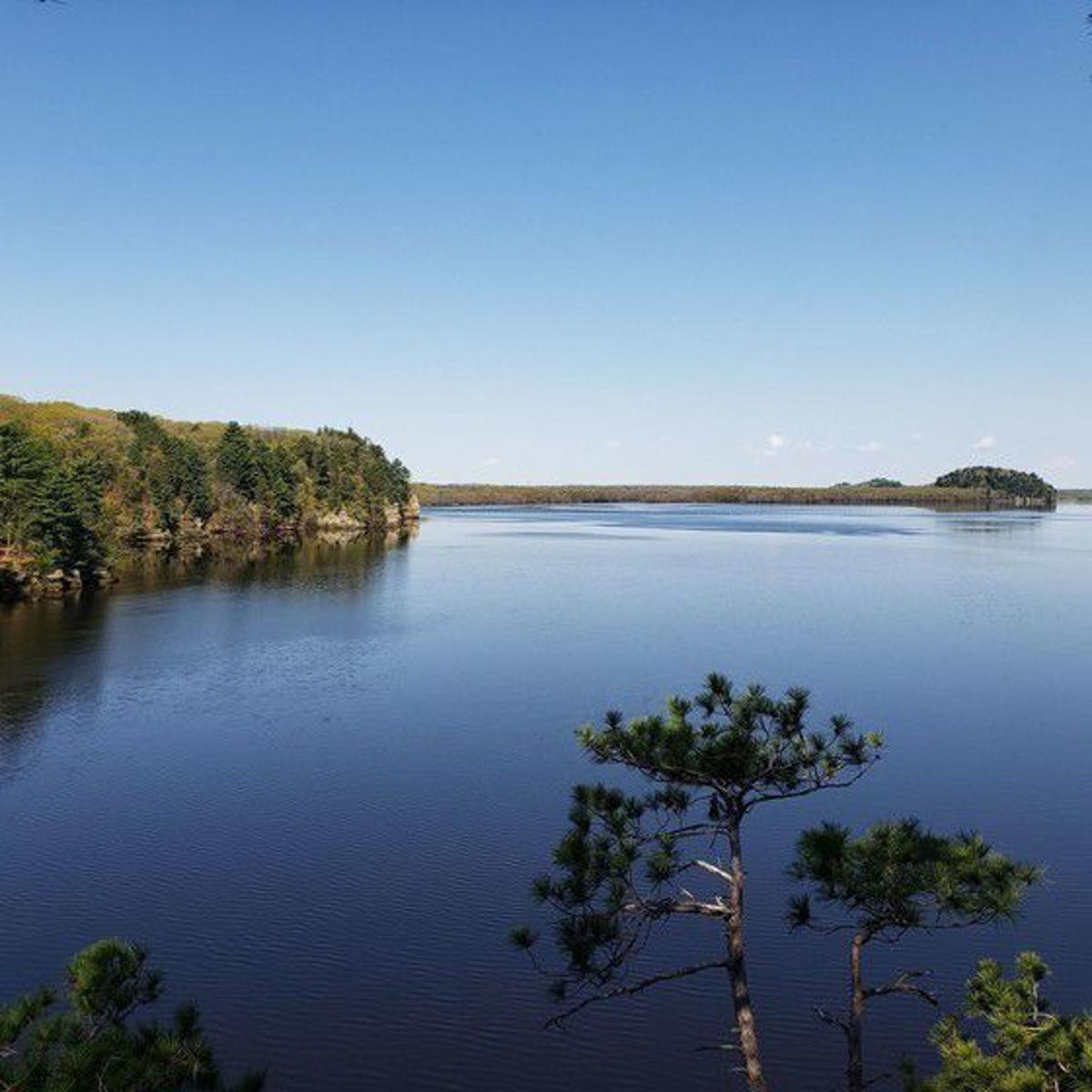 Wisconsin Dnr Reopens Gibraltar Rock And Dells State Natural Areas Local Government Madison Com