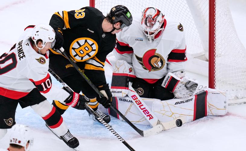 Senators goalie Linus Ullmark leaves game at the Bruins after two ...