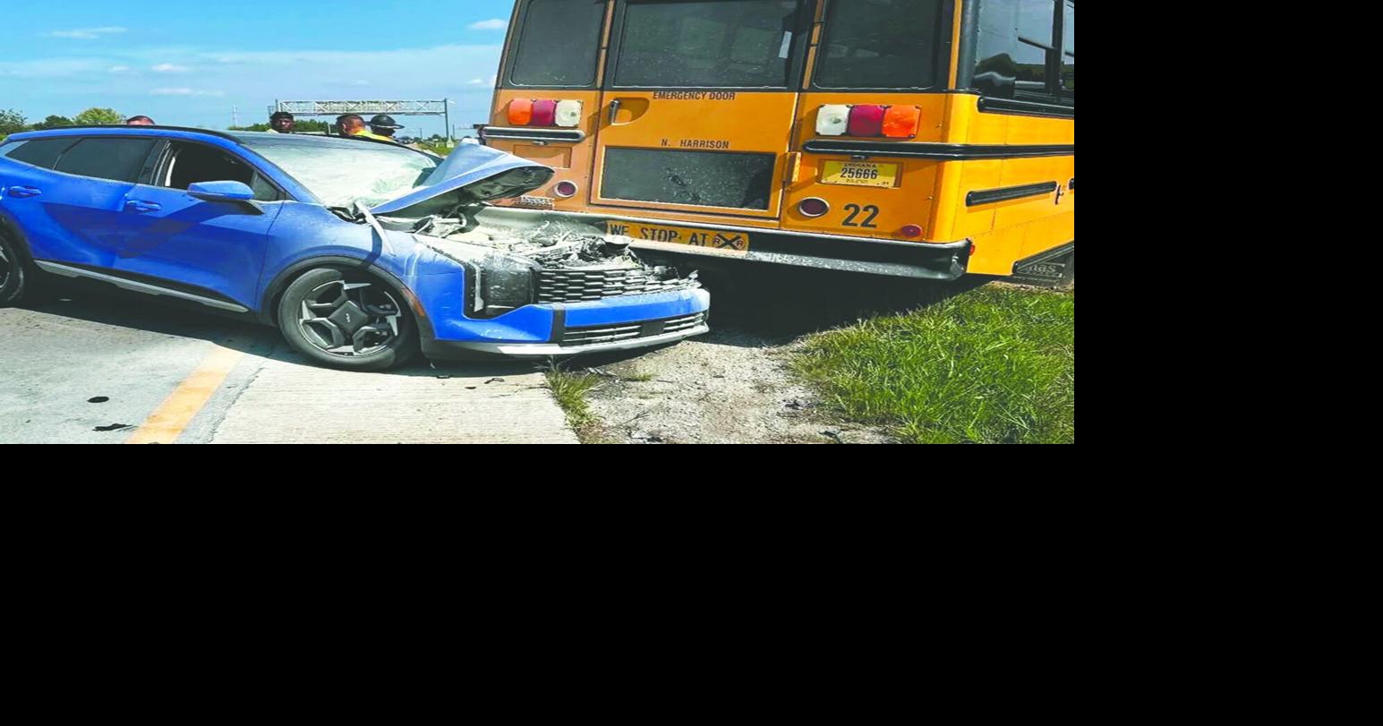 NH bus hit while attempting illegal U-turn