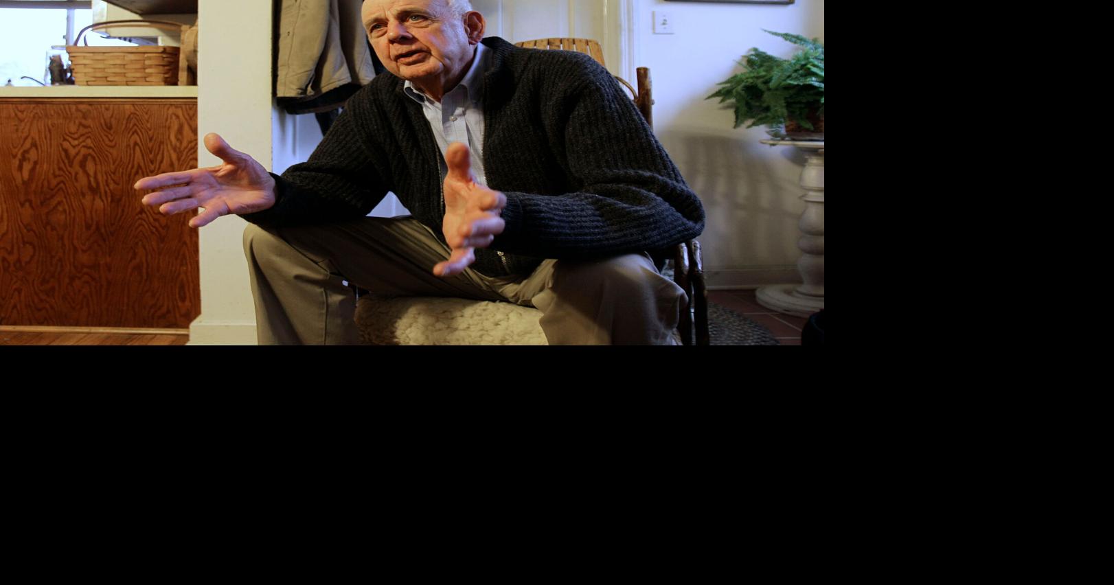 Berry, Kentucky-born author who advocated simpler life, dies