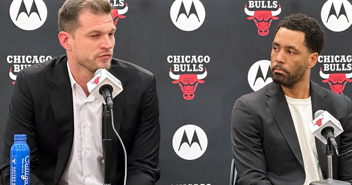 Tiago Splitter takes over as Bulls coach and promises team will compete every night Tiago Splitter cheered for Michael Jordan and the Chicago Bulls when he was growing up in Brazil