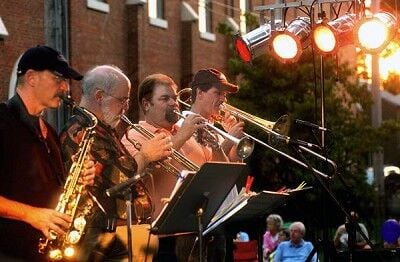 Doctors Band closes Music in the Park season Saturday