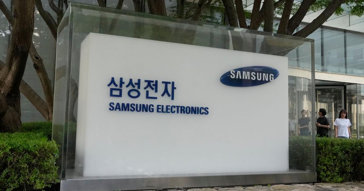 Samsung reports record profit as South Korean chip giants benefit from global AI boom South Korean technology giant Samsung Electronics has reported a record operating profit of $62 billion for the April-June quarter