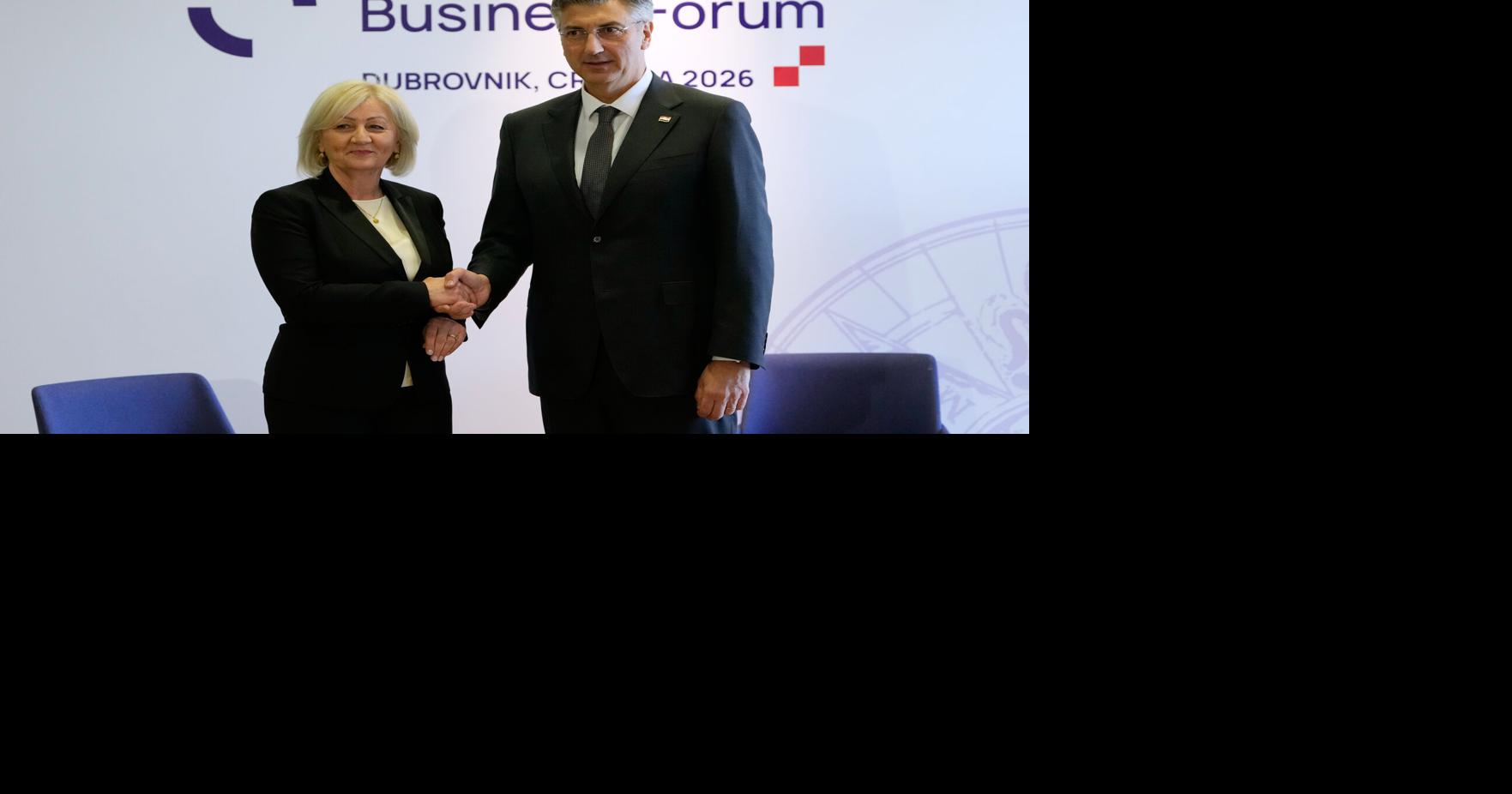 Croatia, Bosnia sign pipeline deal to reduce dependency on Russia