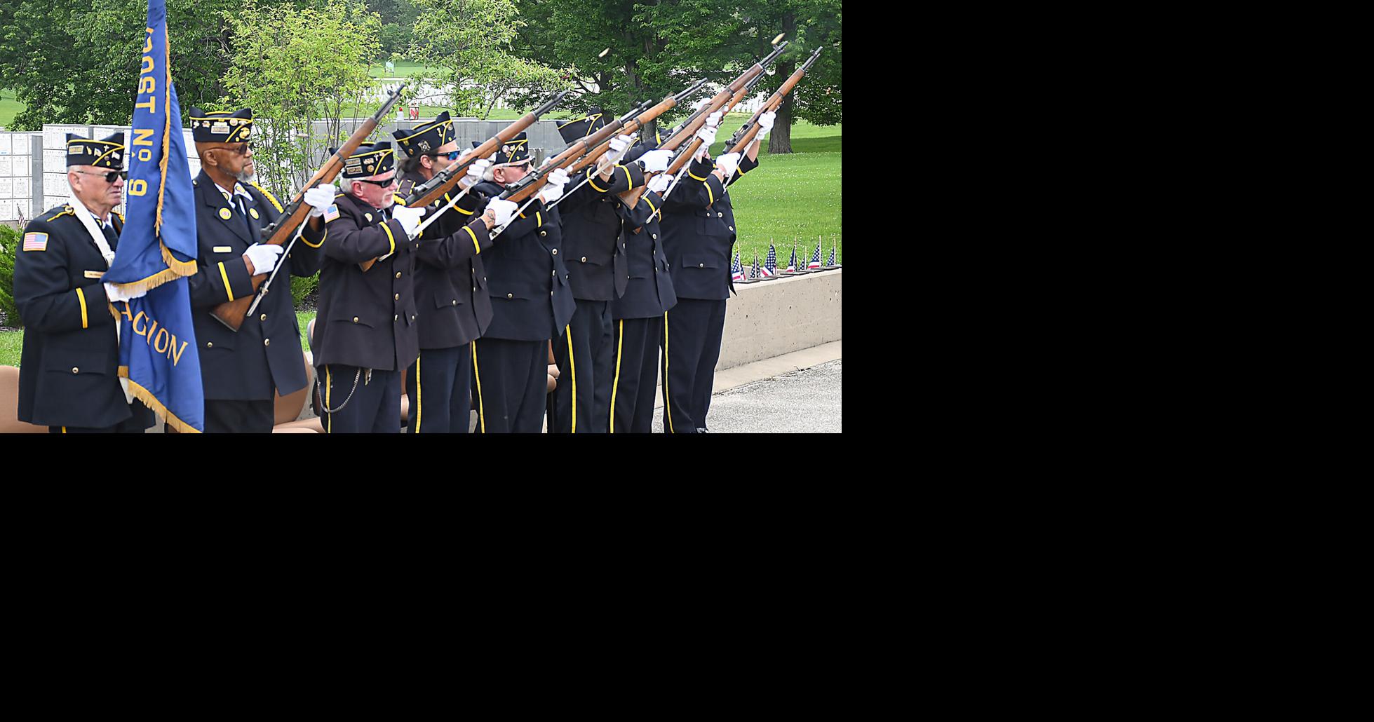 Grateful community gathers to remember and honor the brave