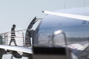 Official count of ICE flights lower than political group's reporting
