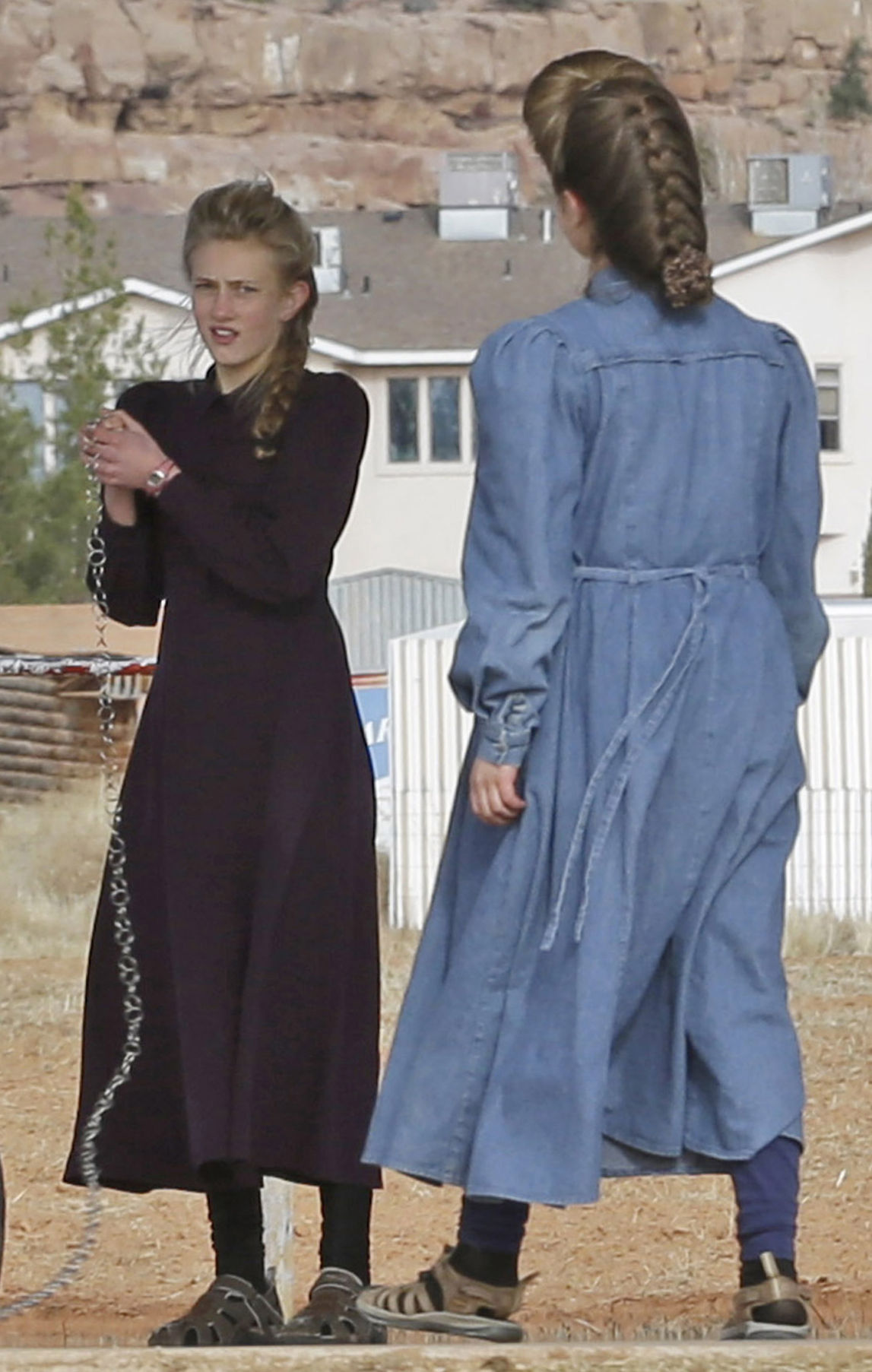 town-once-run-by-polygamist-leader-is-sharply-divided-faith-and