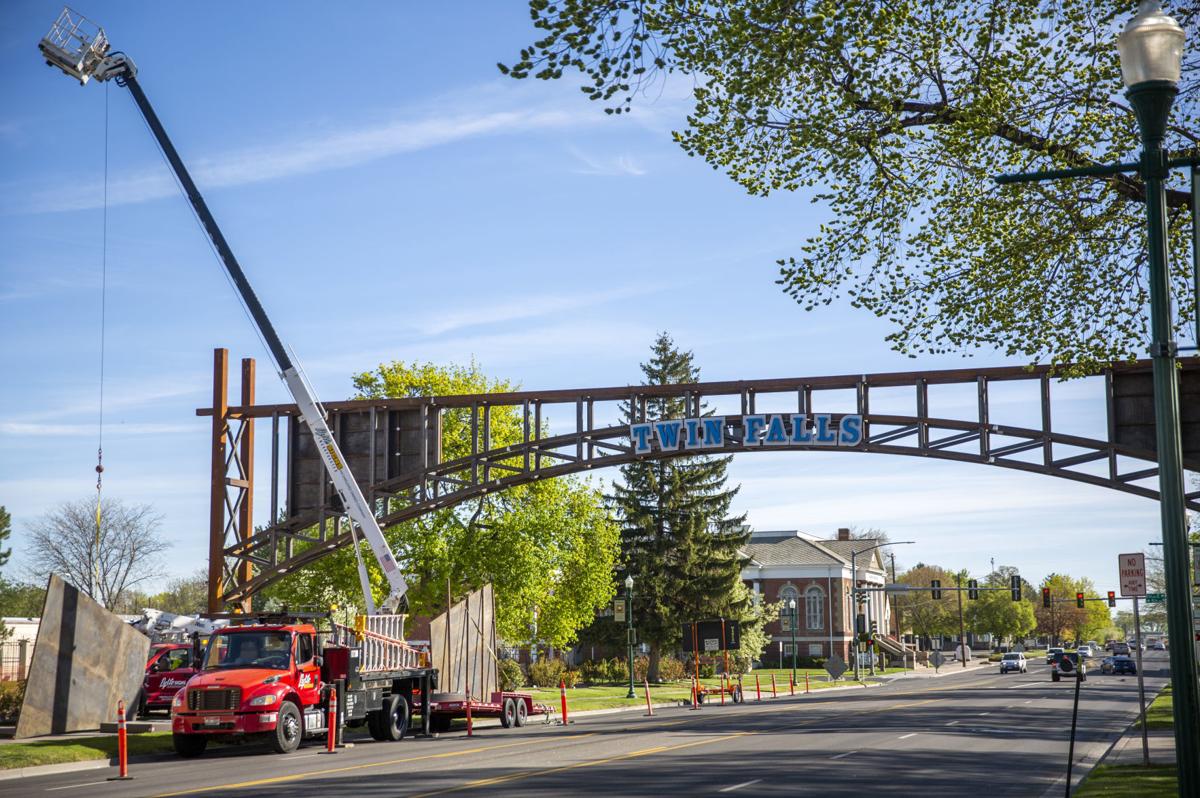 Adding signs to the archway