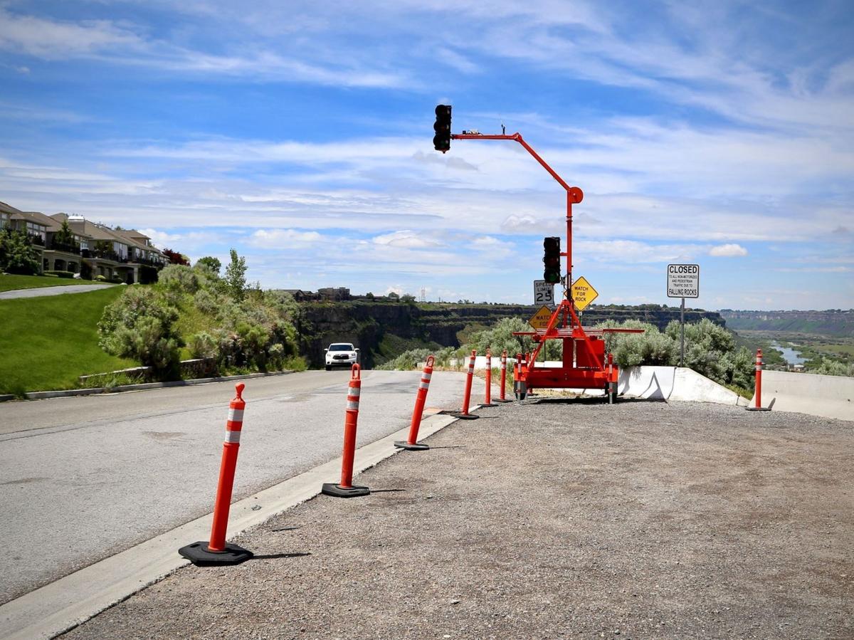 Canyon Springs Grade closure