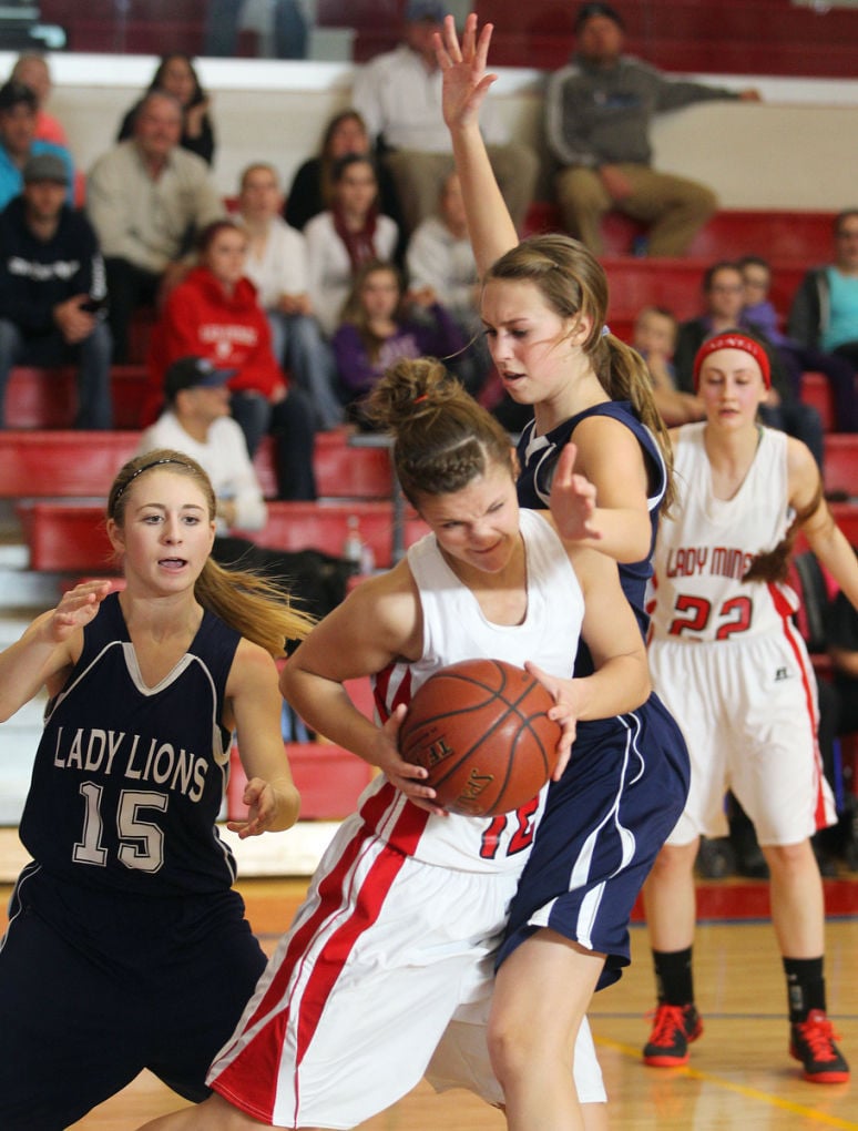 1A DII State Tournament: Lighthouse Christian Vs. Mackay
