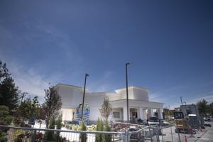 In-N-Out Burger is hiring. Guess what the starting wage is