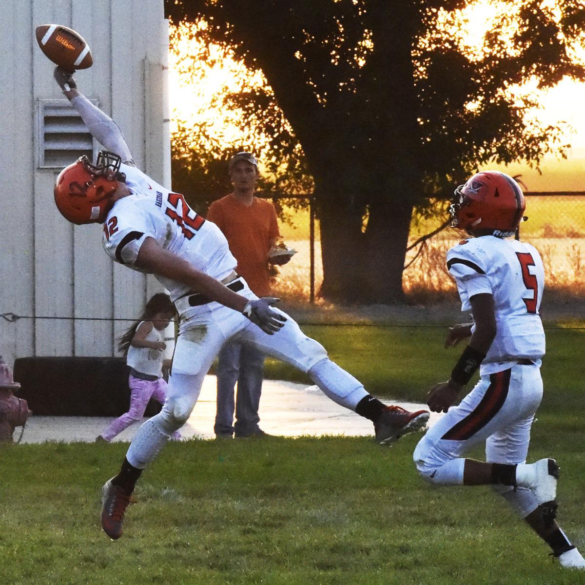 Football - Hagerman Vs. Castleford