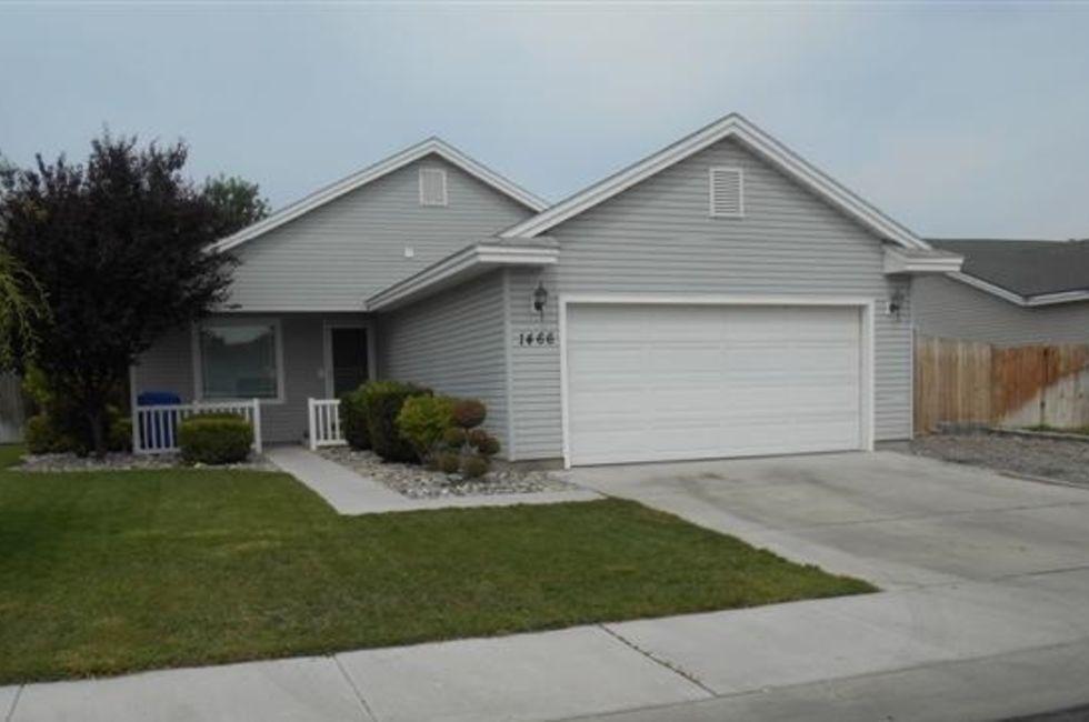 3 Bedroom Home in Twin Falls 160,000