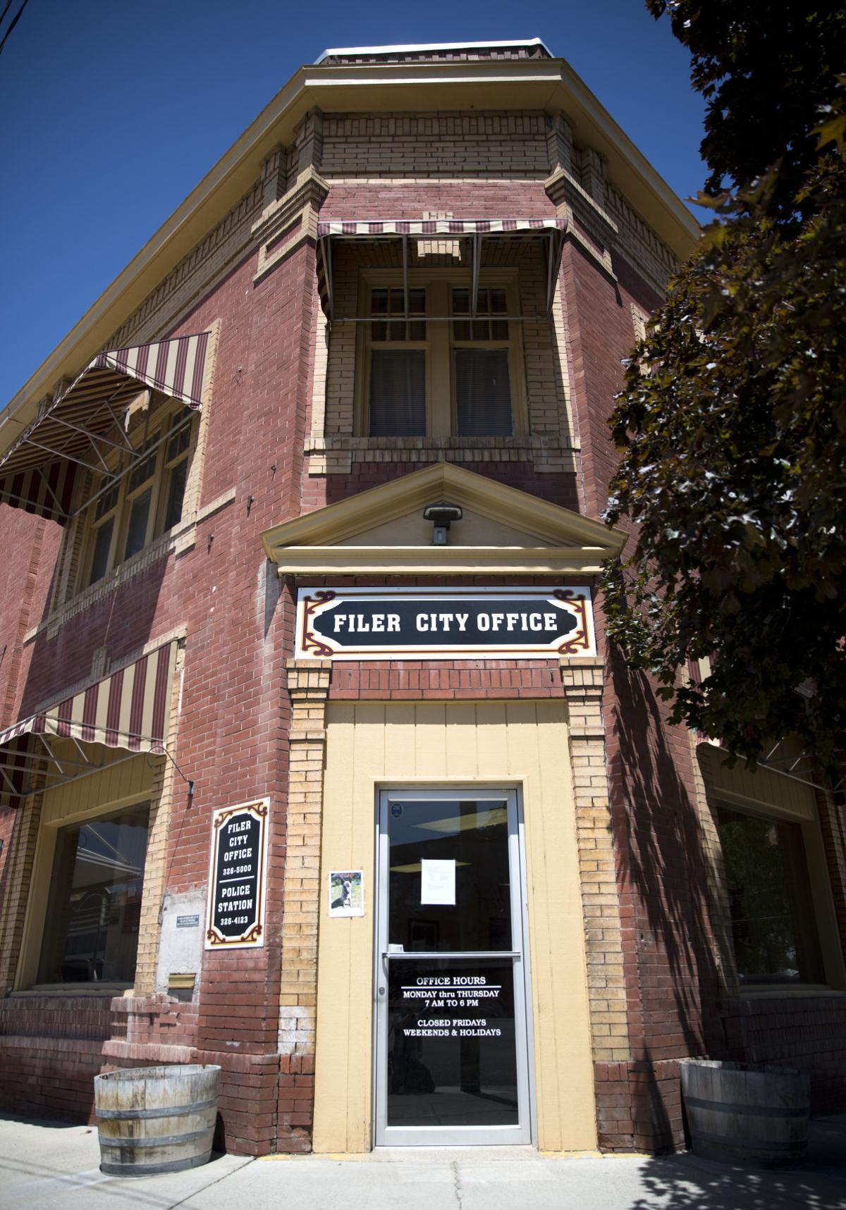 Filer residents swarm City Council over police department talks Local