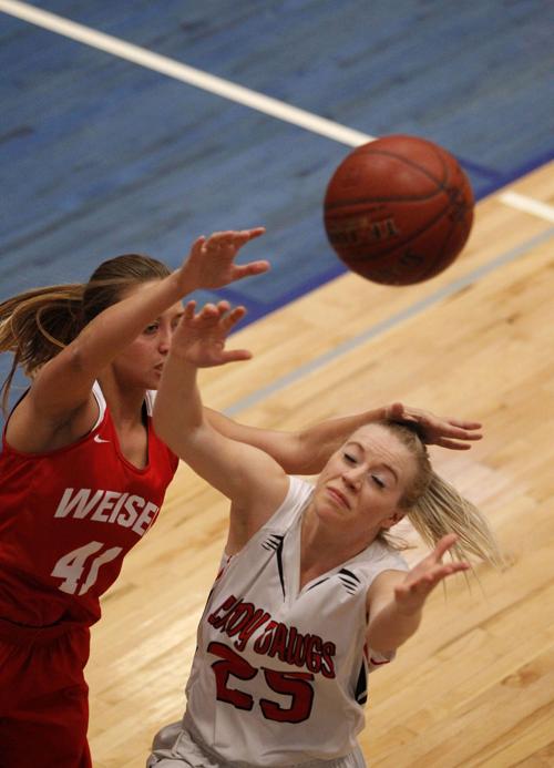 State Championship Basketball - Kimberly Vs. Weiser