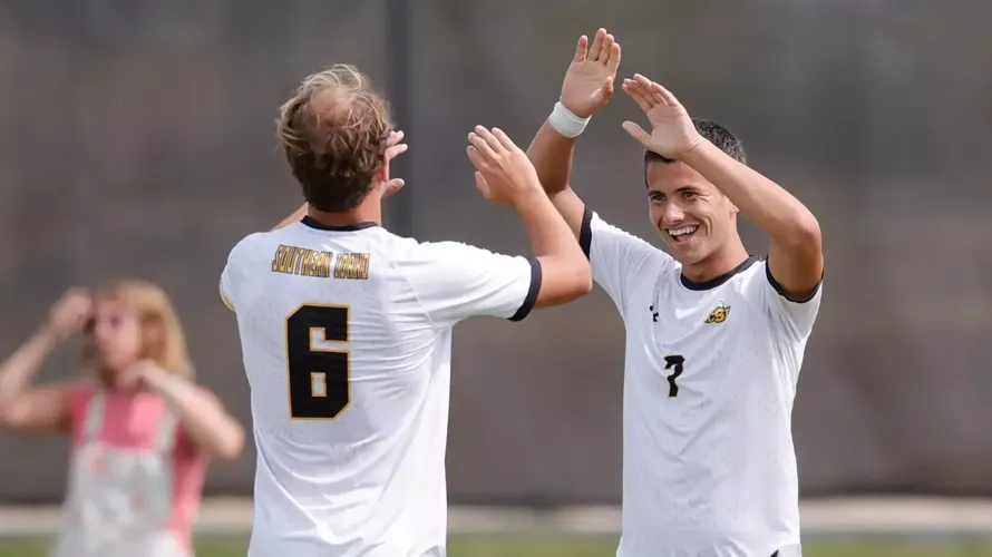 Golden Eagles back in the win column with shutout win over PNCC