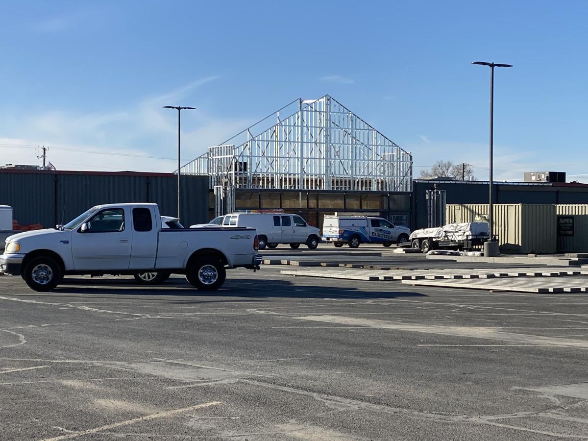 Curious Mind New D&B Supply will more than double retail space