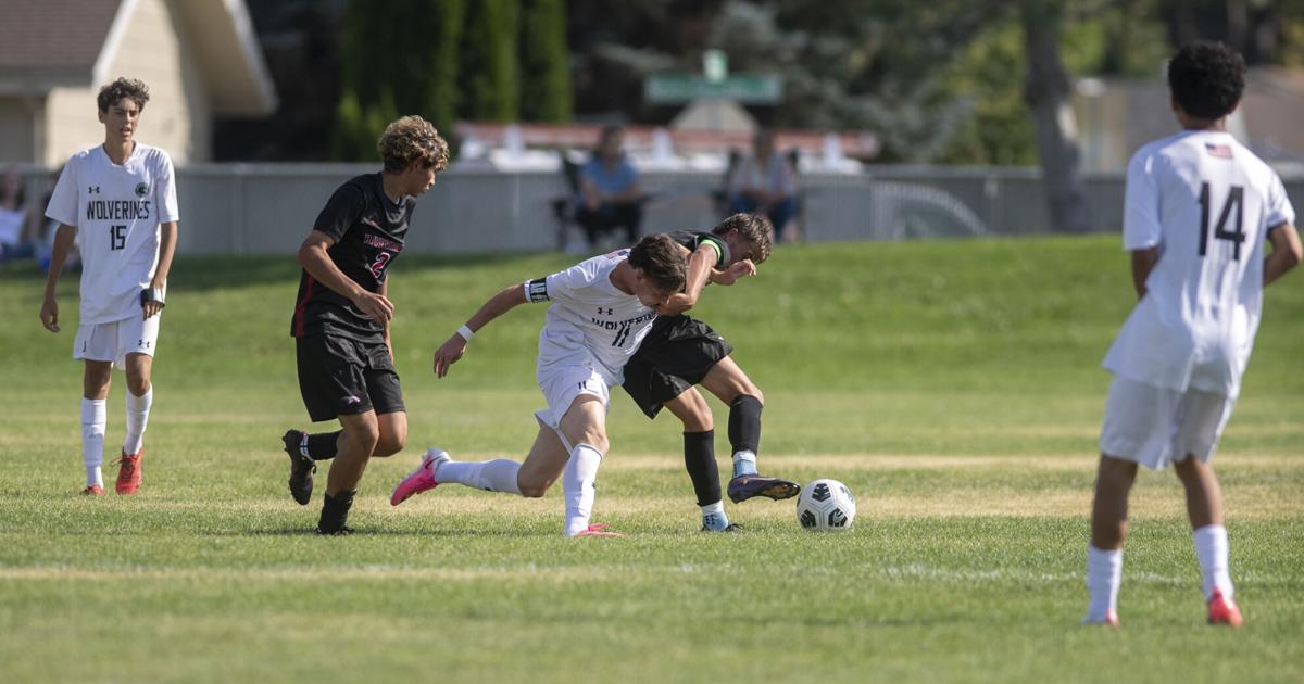Boys Soccer — Wood River vs. Canyon Ridge | Photos