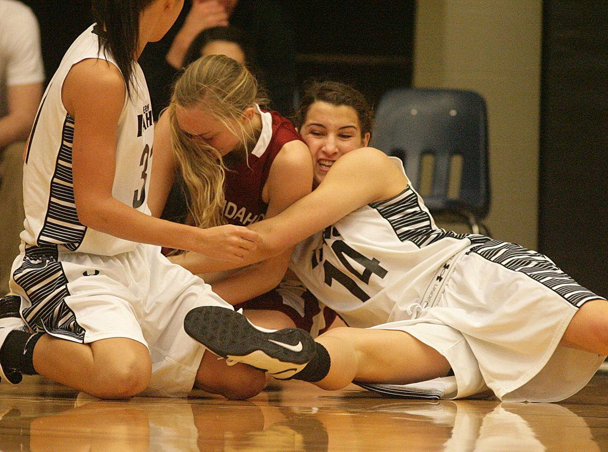 CSI Vs. NIC Womens Basketball