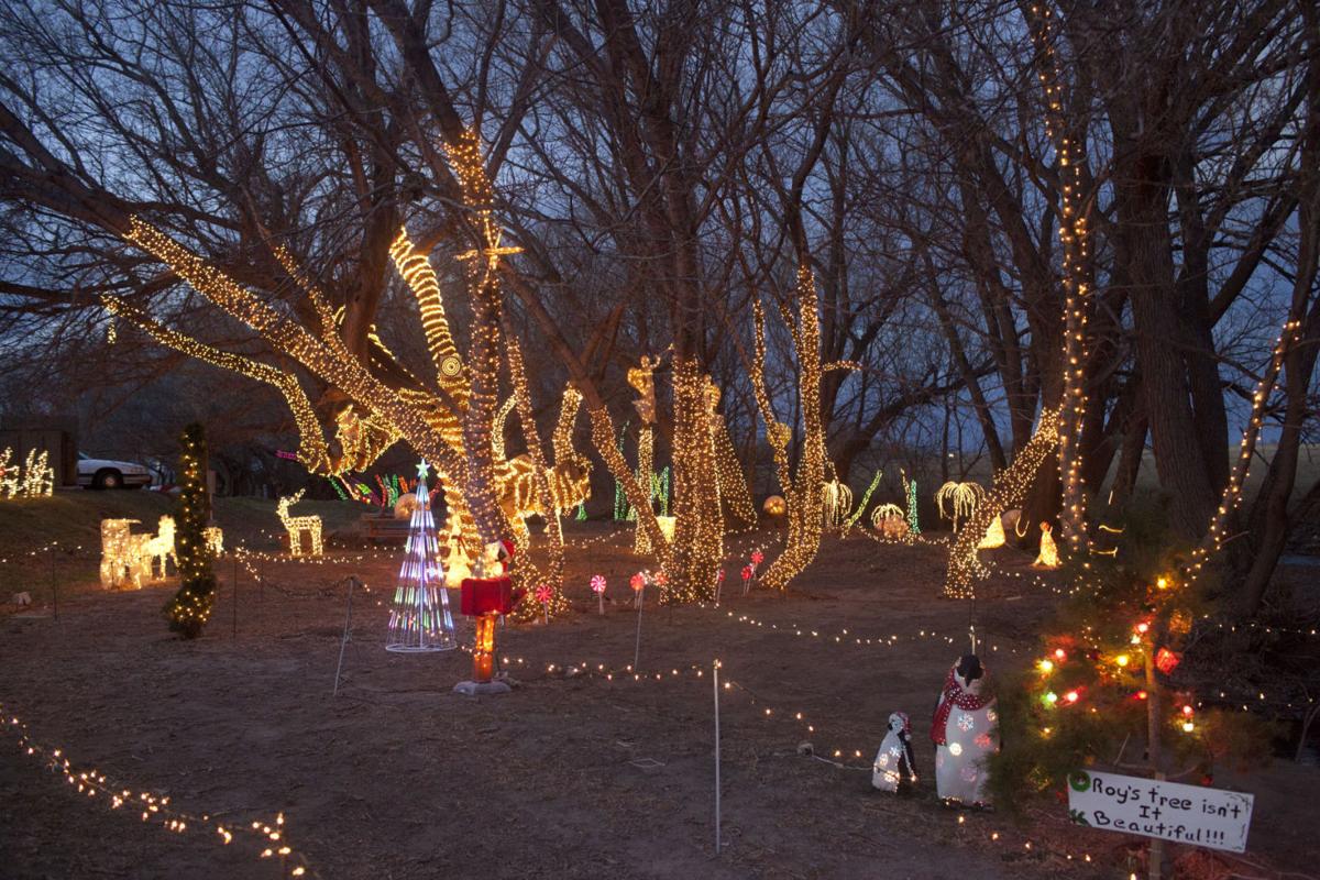 Gallery South Hills Christmas Lights Display