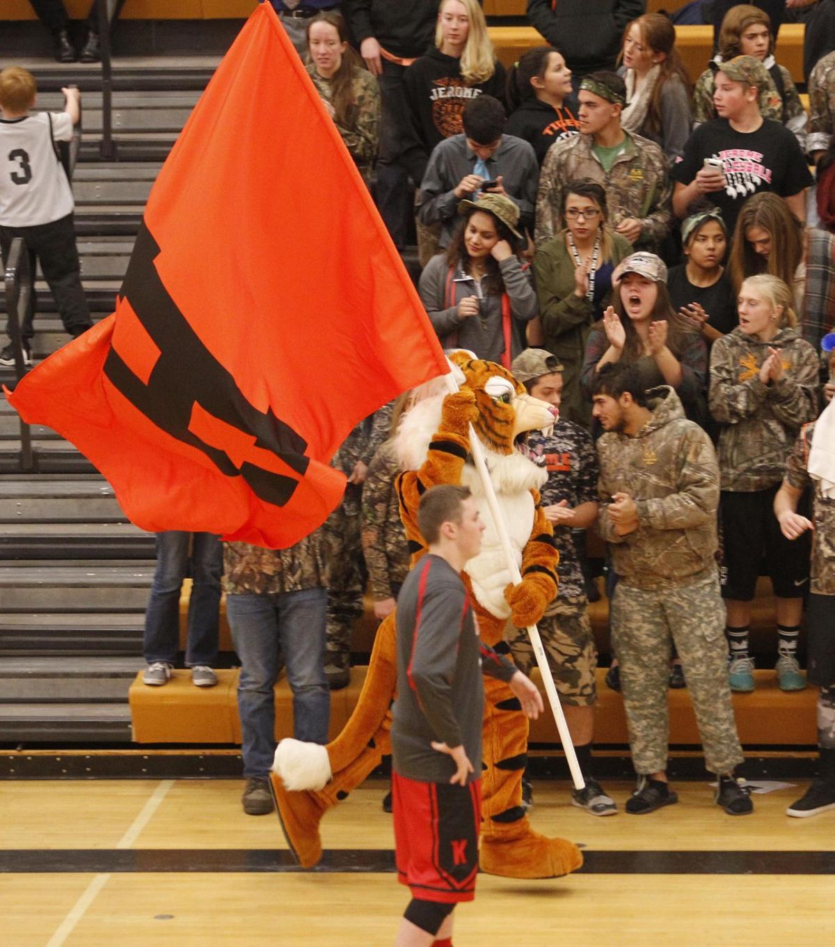 Gallery Cheerleaders, Dancers and Mascot Files