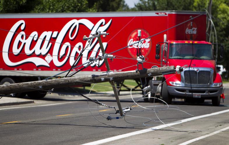 2K lose power after truck takes out pole