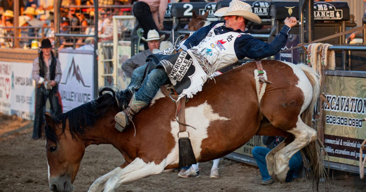 Cole Reiner leads Gooding Pro Rodeo with 90-point ride
