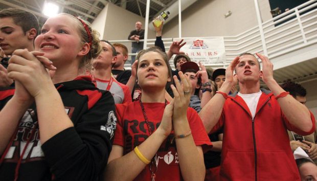 Spirited Fans: Minico Fans Help as They Cheer