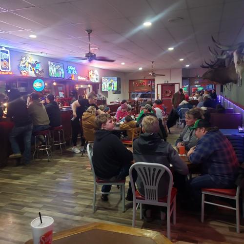 Gooding bar hosts watch party as Loveland, Michigan win