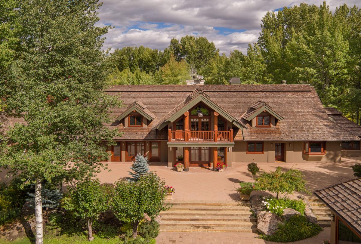 Photos Actor Bruce Willis sells Hailey ranch for 5.5 million Local