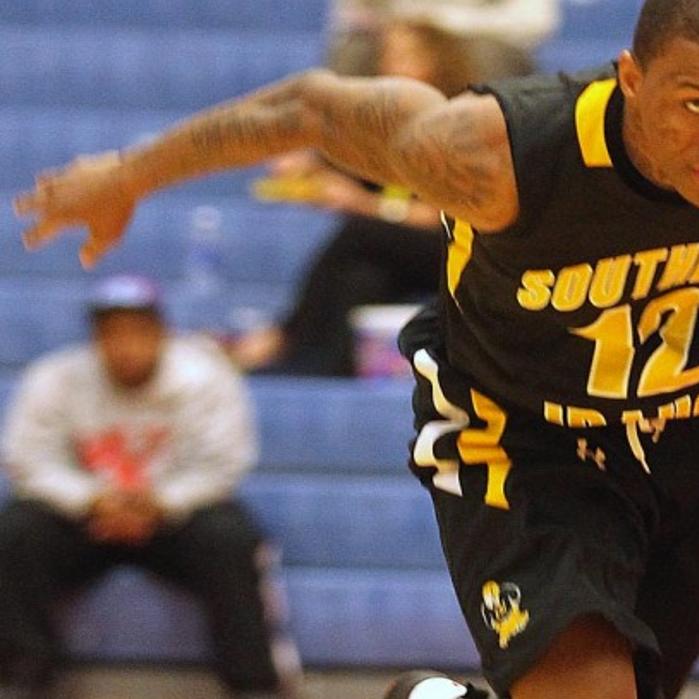Csi Basketball Harris Remembers Slain Brother By Signing With A M Southern Idaho Sports Magicvalley Com