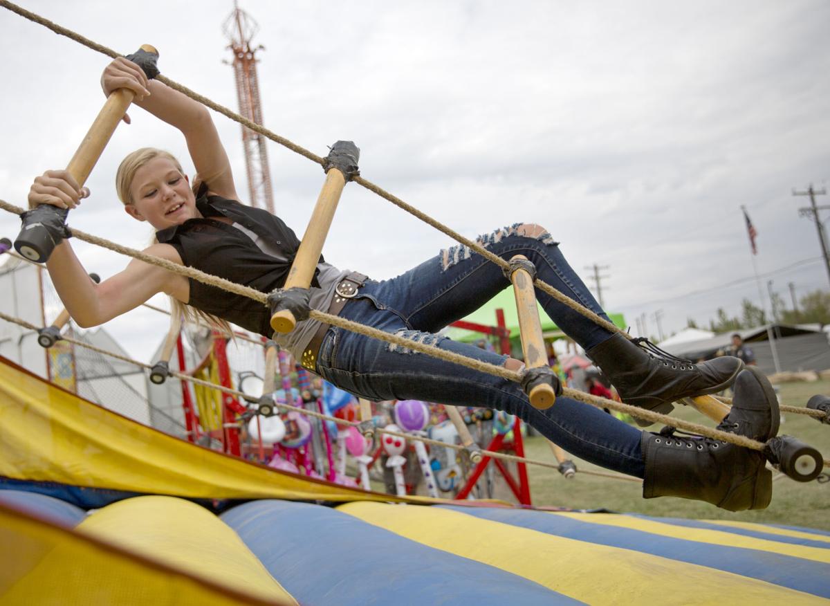 Kids review 5 carnival rides at the Twin Falls County Fair