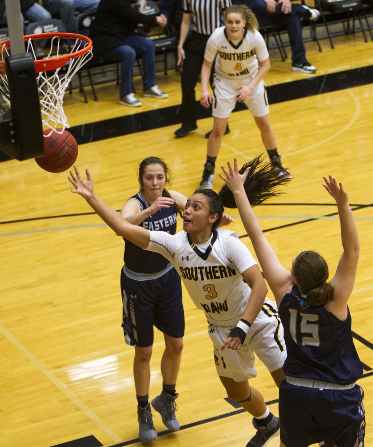 Csi Women Survive Usu Eastern To Take No 1 Spot In Swac College