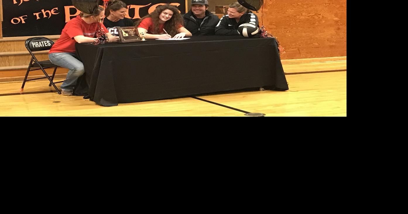 Hagerman's Yore signs with Casper College volleyball