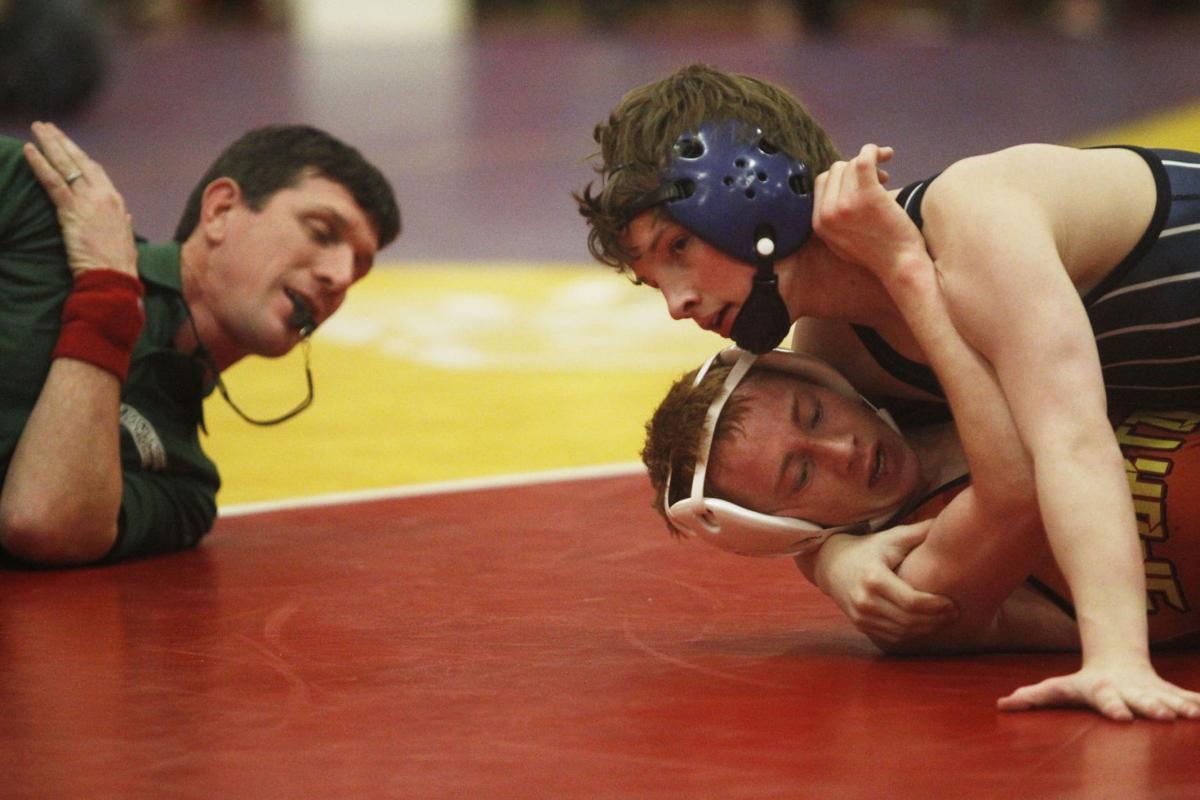 Four Locals Qualify for Saturday Semi's at Red Halverson Wrestling