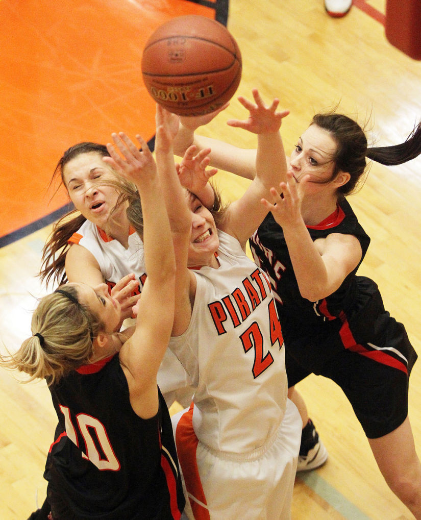 1A D1 State Tournament: Hagerman Vs. Prairie