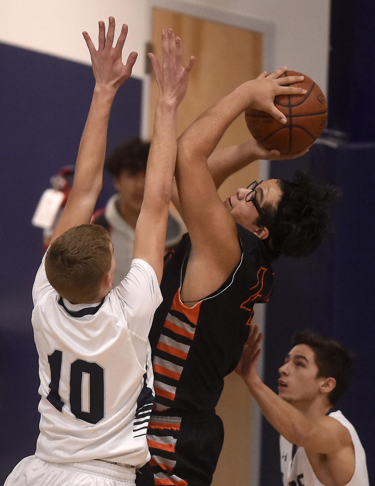 Boys Basketball - Glenns Ferry Vs. LHC