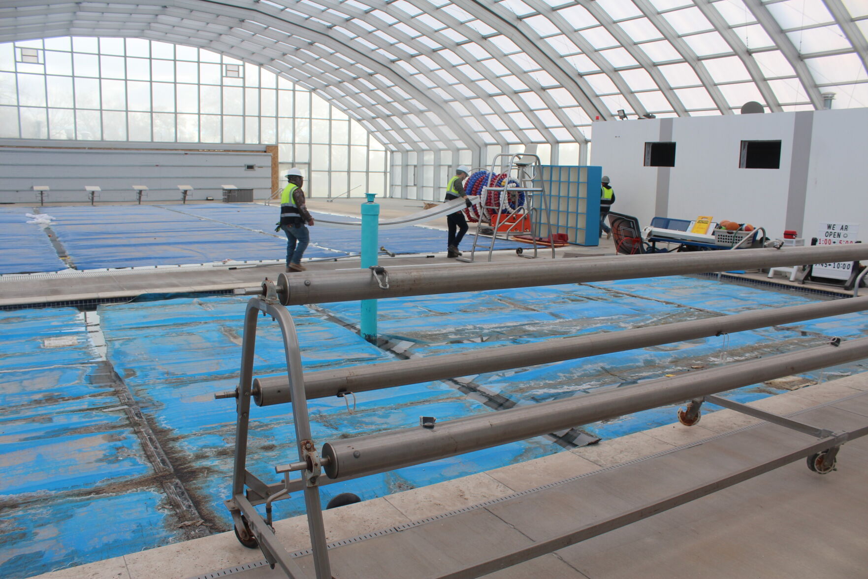 Rupert Pool Rupert swimming pool features retractable cover