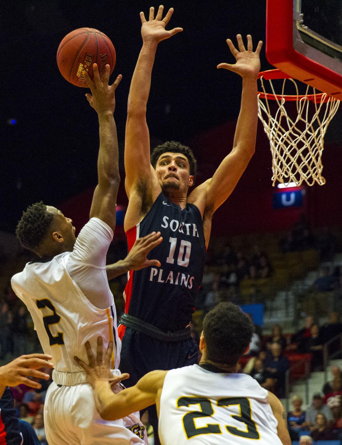 Csi Falls 3 Points Short Of Njcaa Title College Of Southern