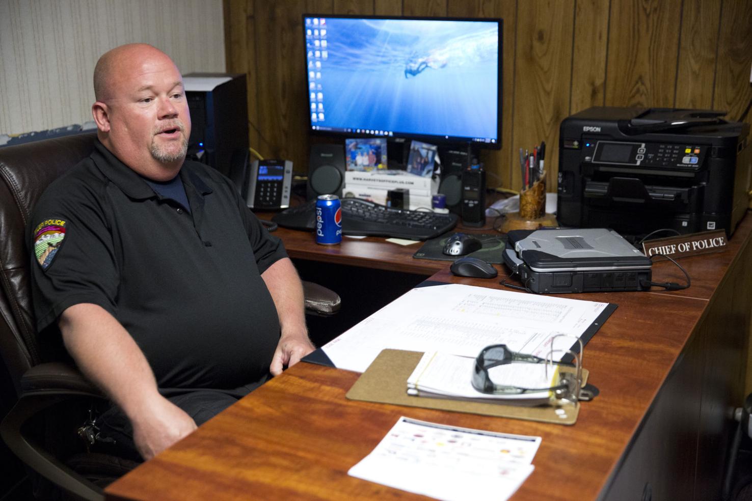 Tim Reeves Winnipeg UPDATE: Filer fires police chief, plans to keep department; recall ...