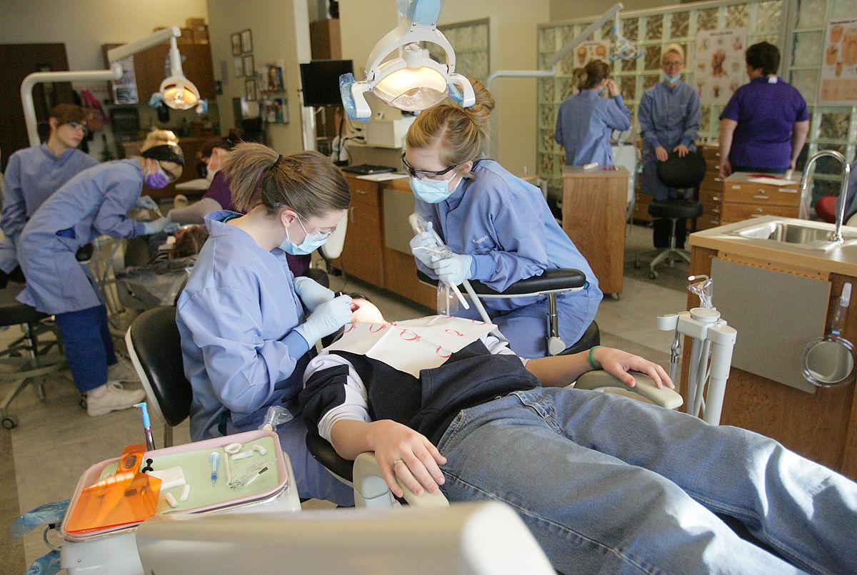 CSI plans dental sealant clinic