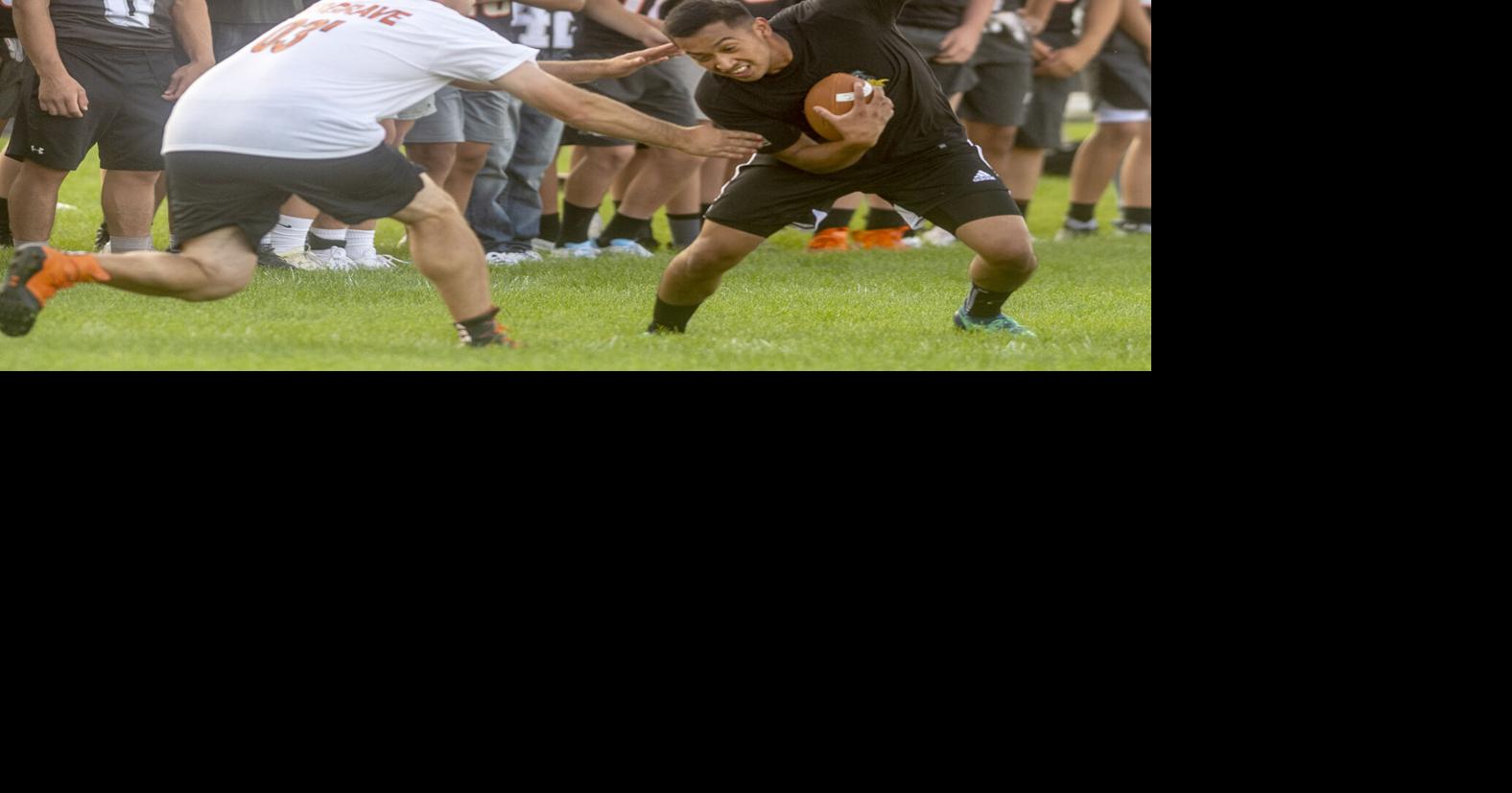 PHOTOS Friday Night Lights game