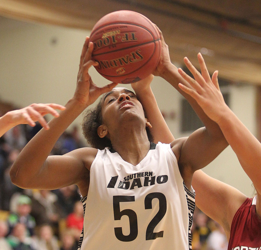 CSI Vs. NIC Womens Basketball