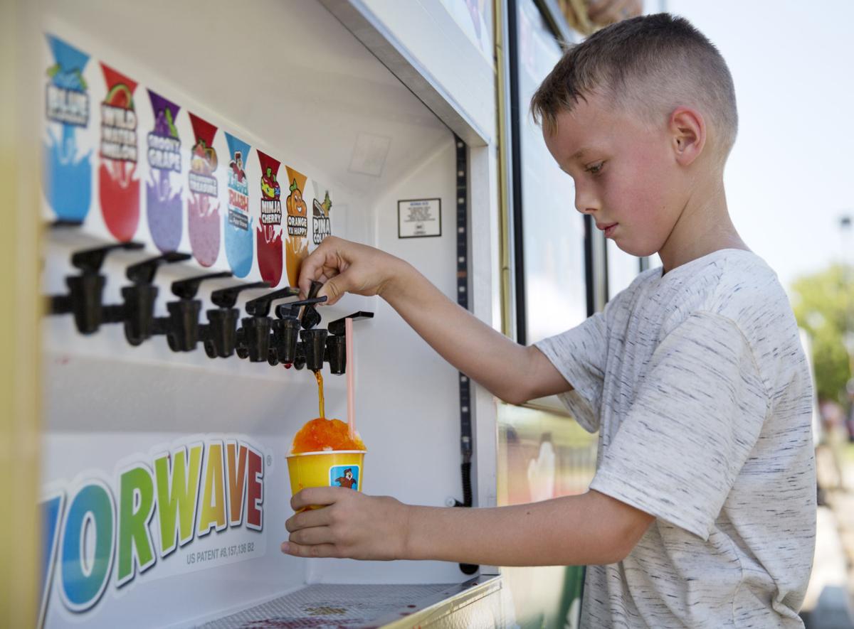 Tropical flavors Duo sells snow cones Food
