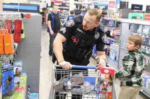 Shop with a Cop: Annual event in Jerome, Twin Falls makes holiday memories